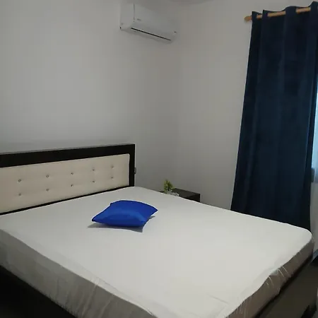Dukaj * Vlorë