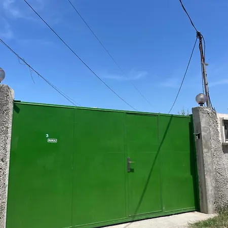 بيت للعطل Dukaj *